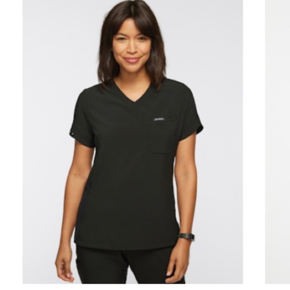 NWOT new flattering Jaanuu scrub top